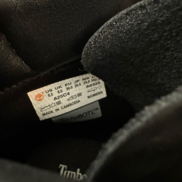 Timberland Women’s Boots - Picture 6 of 6